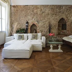 Apartment Karlova - Old Town, Prag