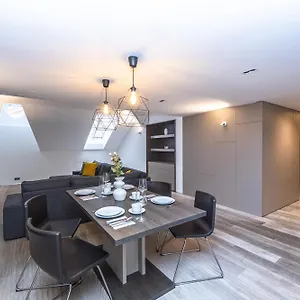 דירה Wishlist Residences - Old Town Square, פראג